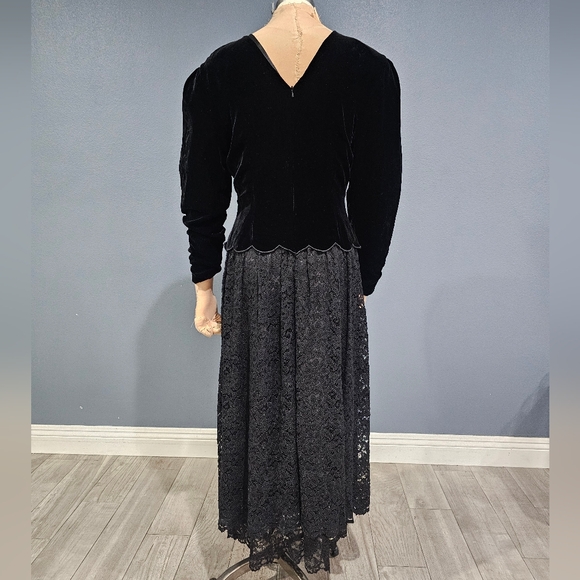 Vintage CHAR Black Silk Blend Velvet Lace Fit Flare Midi Evening Dress Gown 8 - Picture 2 of 10